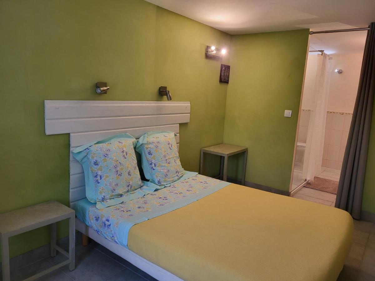 Le Clos Des Figuiers - 3 Gites De Caractere Duravel Exteriér fotografie